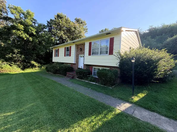 400 N Hancock St, Craigsville, VA 24430