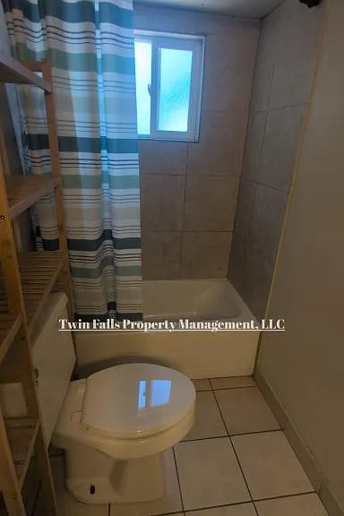 473 Jackson St — Photo 11