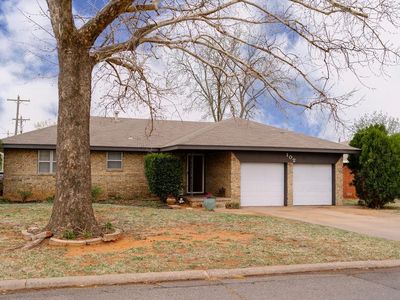 102 Ramsey Pl, Elk City, OK, 73644