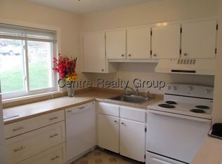 12 Jacqueline Rd APT B, Waltham, MA 02452
