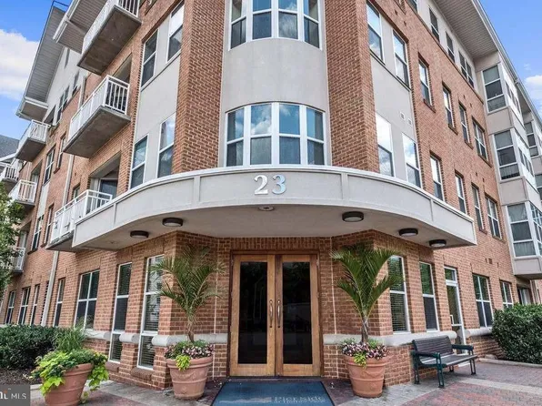 23 Pierside Dr Unit 337, Baltimore, MD 21230