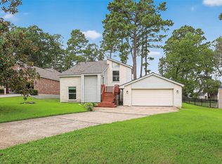 15207 Jamaica Dr, Willis, TX 77318