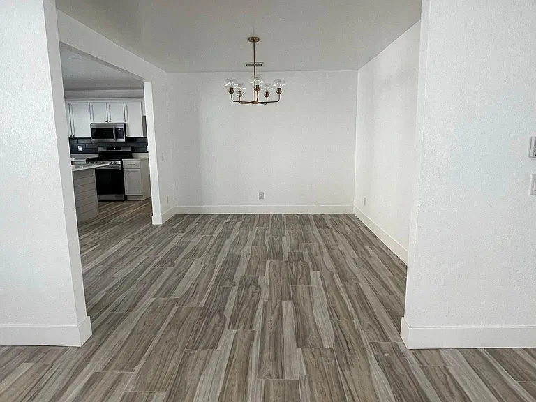6729 Villa Hermosa Dr — Photo 8