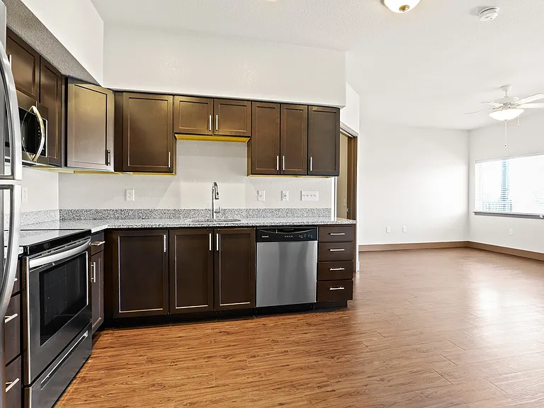 Copperleaf Place Apartments — Photo 30