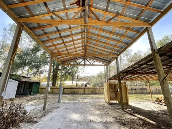 132 SW Walnut Pl, Fort White, FL 32038