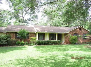 1202 Lake Valley Rd, Macon, GA 31210