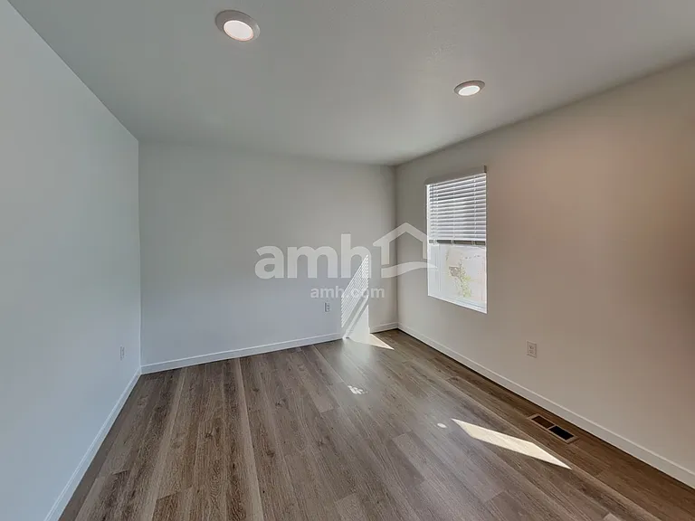 26172 E Calhoun Cir — Photo 11