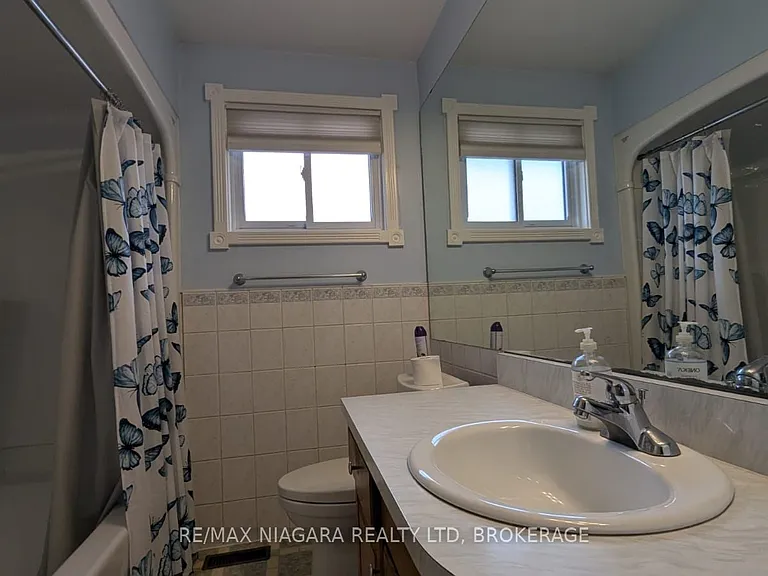 624 Bunting Rd — Photo 10