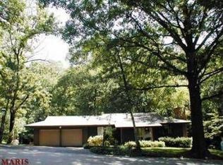 12839 Huntercreek Rd, Saint Louis, MO 63131