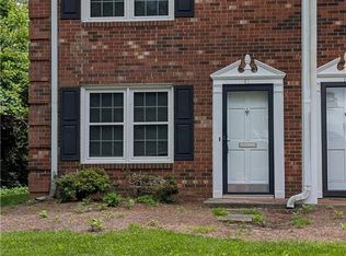 311 Salisbury St APT 61, Kernersville, NC 27284