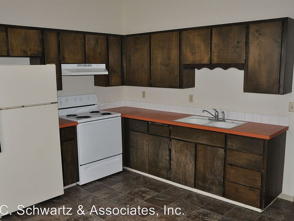 1st image of 1706 W College Ave #B