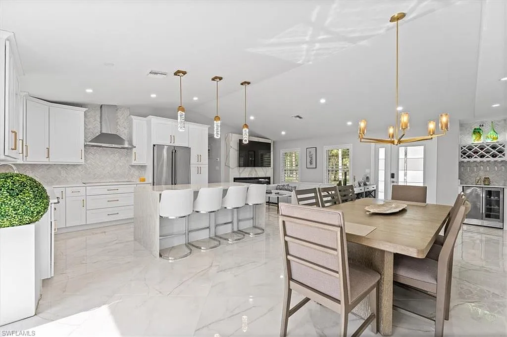 4 bed, 3.0 bath, 1800 sqft, $6,000 — Photo 4