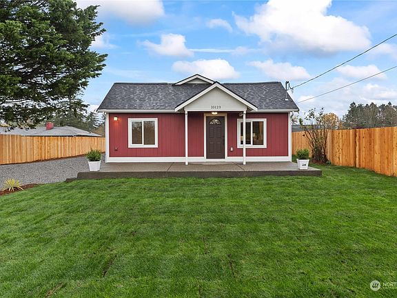 5th image of 10123 24th Avenue E