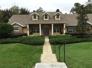 242 Woodridge Dr, Geneva, FL 32732