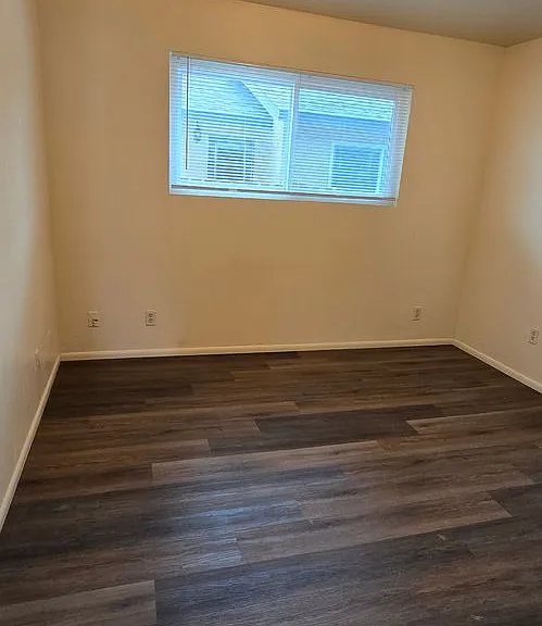 345 Vine St — Photo 4