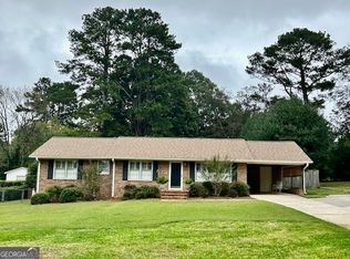 611 Grandview Dr, Griffin, GA 30224