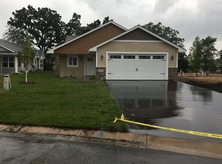 1007 Pleasant View Ct NW, Isanti, MN 55040