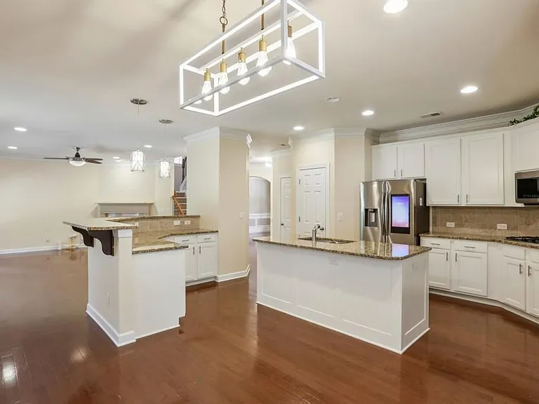 1641 Danbury Parc Pl NE — Photo 5