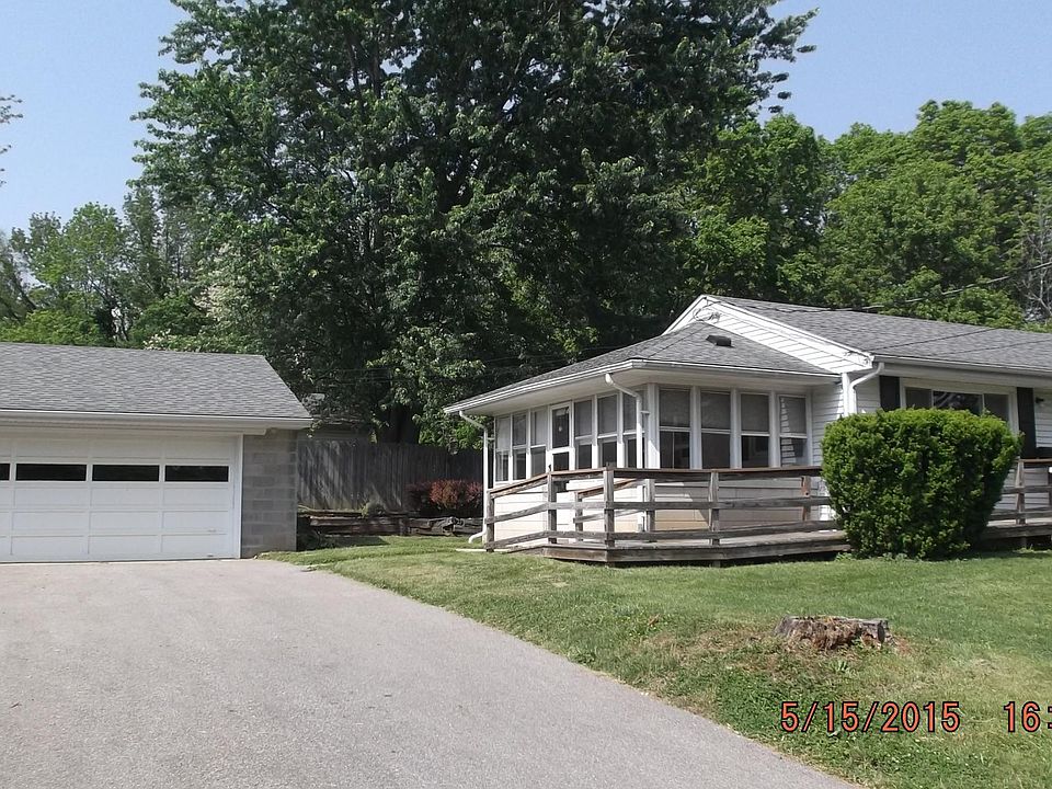 1st image of 1655 E Sanders Second Ave