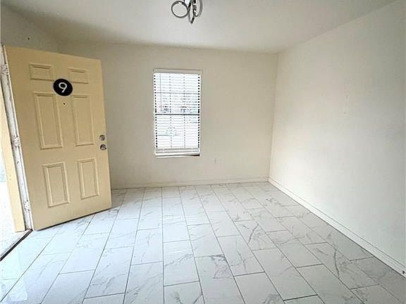 2nd image of 401 N Bethel St