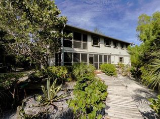 2529 Harbour Ln, Sanibel, FL 33957