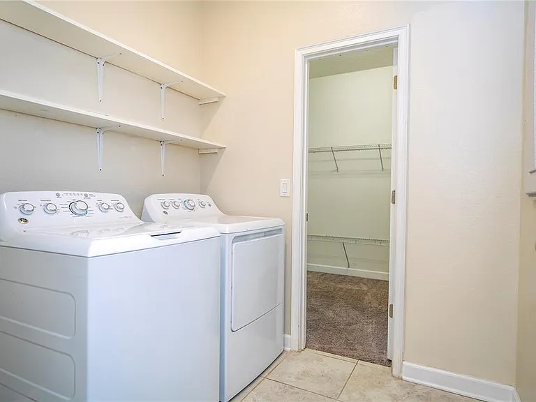 3043 Beaver Creek Dr — Photo 22