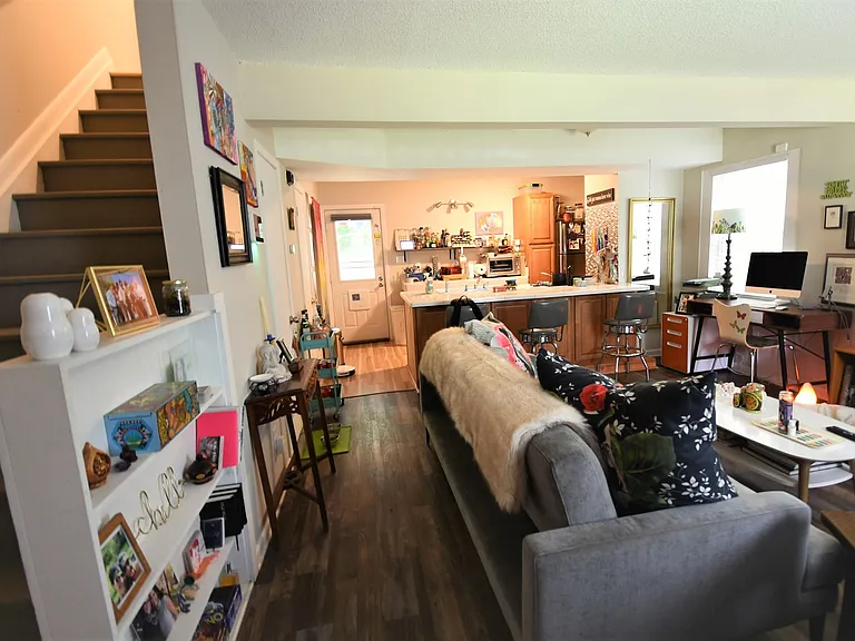 925 Shady Lawn Road Ext #B — Photo 3