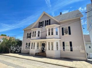 37 Mechanic Ave #2L, Woonsocket, RI 02895