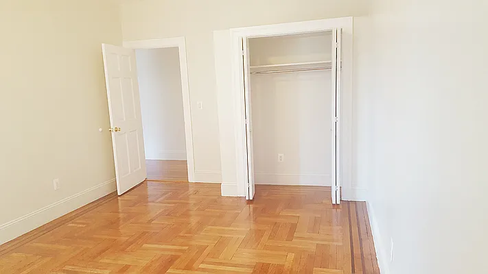 Rented by B.H. TAL Real Estate | media 21