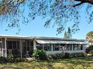 972 Laurel Cir, Barefoot Bay, FL 32976