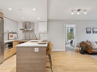 1783 Manitoba St #329, Vancouver, BC V5Y 0K1