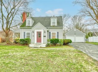 1967 Penfield Rd, Penfield, NY 14526