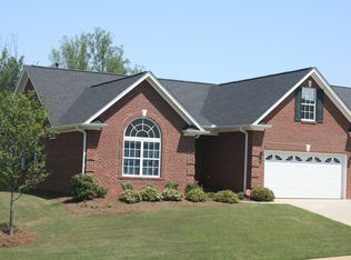 1 Cedarcrest Ct, Simpsonville, SC 29680