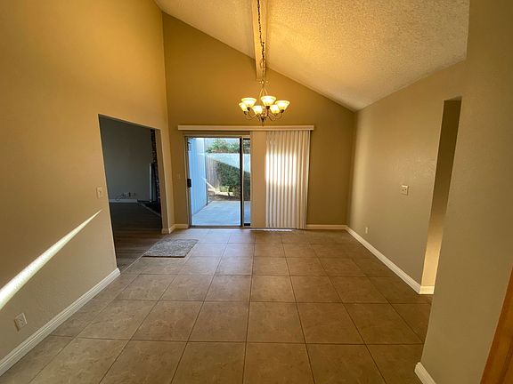 5th image of 8146 Sunrise East Way