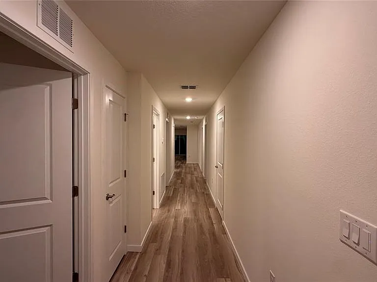 7749 SW 46th Ct — Photo 8