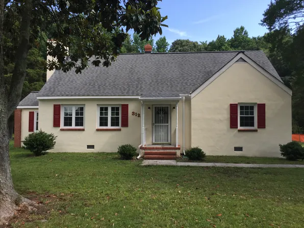 312 Wells Rd, Newport News, VA 23602