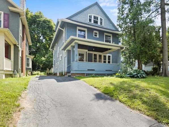 511 Rockingham St, Rochester, NY 14620