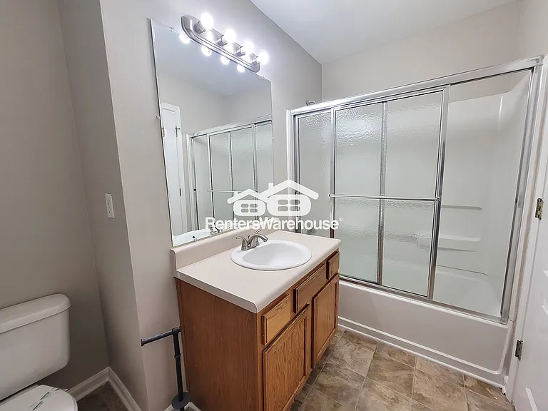 7712 Autry Cir #402 — Photo 15