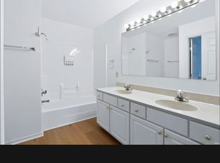 2111 S Summerwood Ct, Bloomington, IN 47401