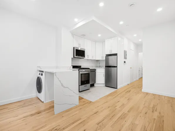 27 West 84th Street 2FW image 2 of 9