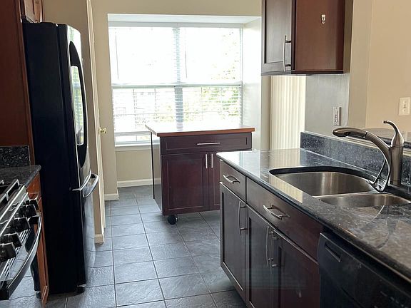 3rd image of 5921 Founders Crossing Ct Unit 304