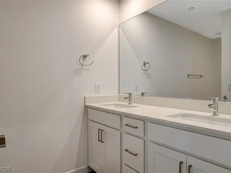 3354 Via Strada St — Photo 35