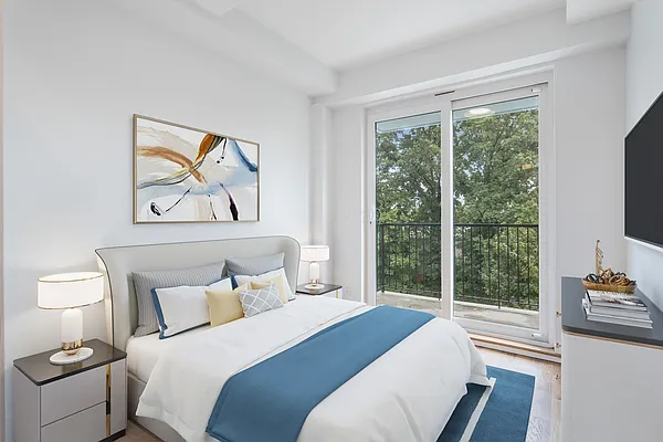 Rented by Safdie Realty Group | media 3