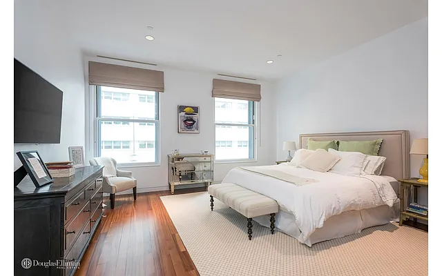 Rented by Douglas Elliman | media 10