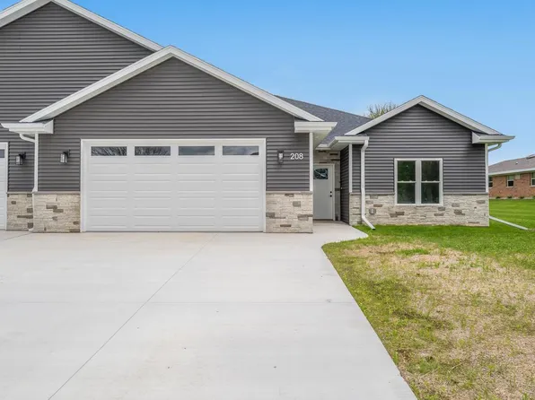 208 W NATIONAL AVENUE, Brillion, WI 54110