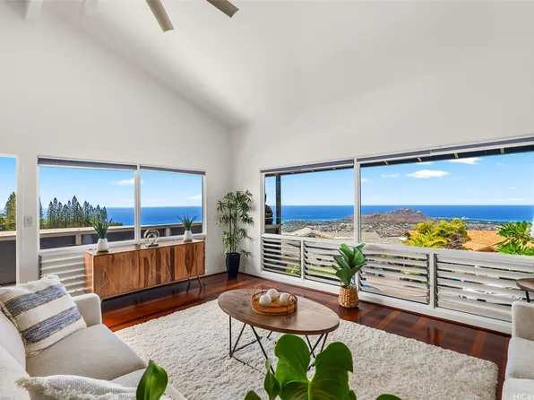 2234 Aha Niu Pl, Honolulu, HI 96821