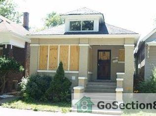 11242 S Edbrooke Ave, Chicago, IL 60628