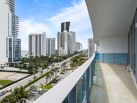 3rd image of 17550 Collins Ave #900