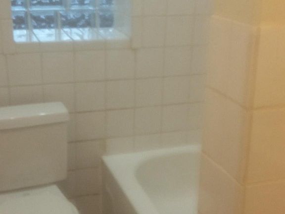 5th image of 11104 S Vernon Ave APT 3