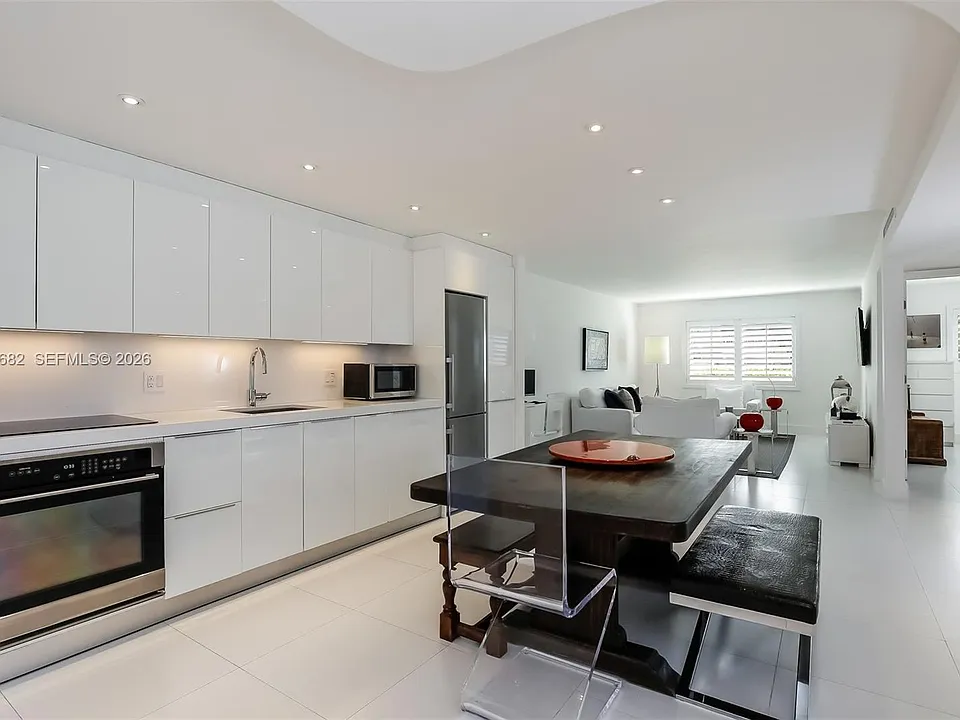 200 Galen Dr #104